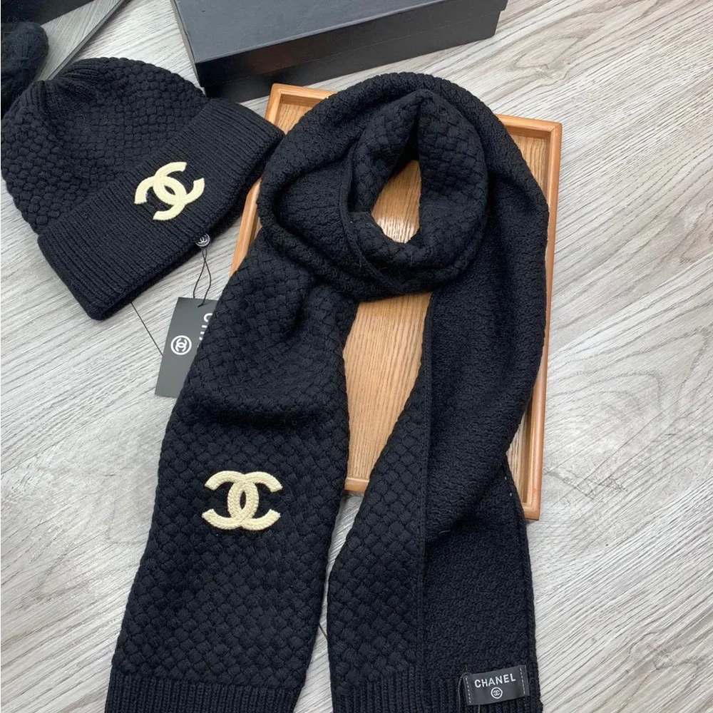 CHANEL Black Knit Logo Scarf with Cream CC Emblem